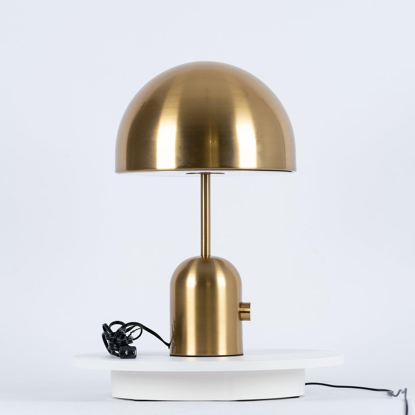 LumièreCloche - Lampe de table élégante et intemporelle pour un intérieur raffiné - Rynova