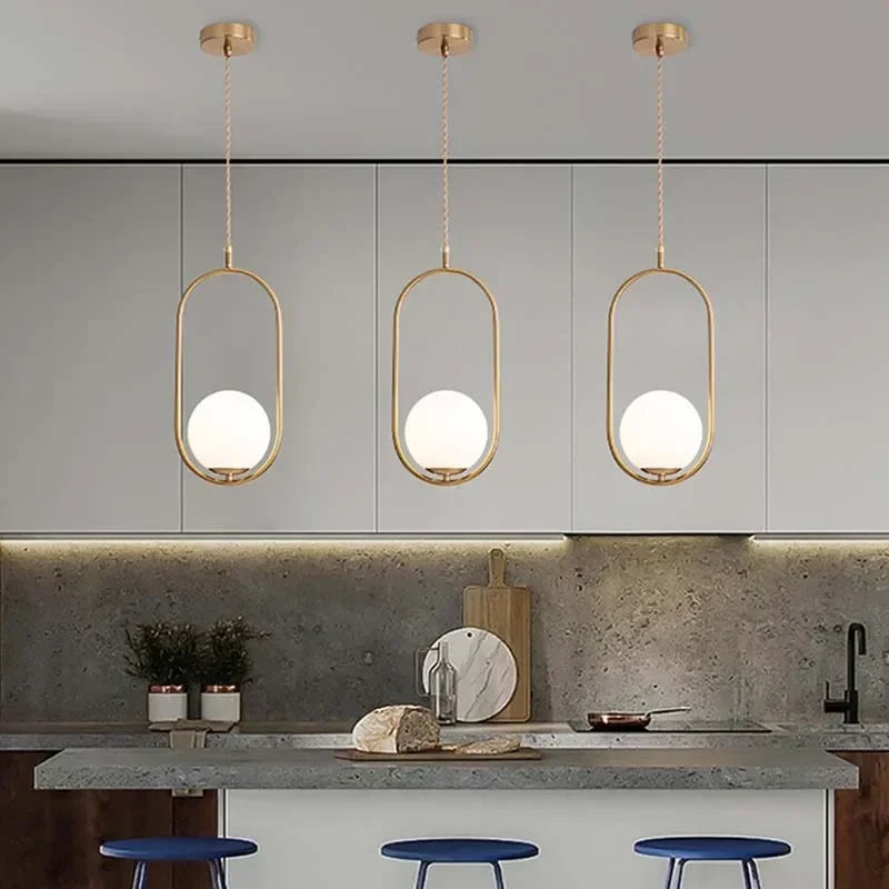 LuxeÉclat - Lustre LED Doré Élégant pour Cuisine - Rynova