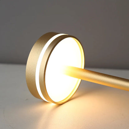 LumiCosmos – Lampe LED Extérieure Portative et Élégante - Rynova