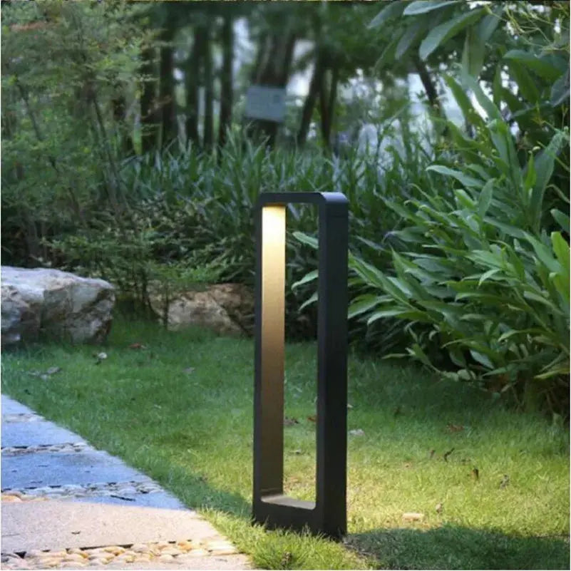 LumièreJardin - Lampe de Jardin à Poser Extérieur avec Éclairage LED - Rynova