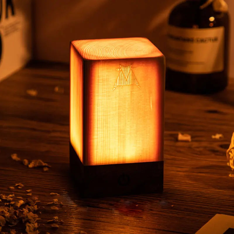 ÉclatBois - Lampe de Table LED avec Batterie Rechargeable et Contrôle Tactile pour Maison et Bureau - Rynova