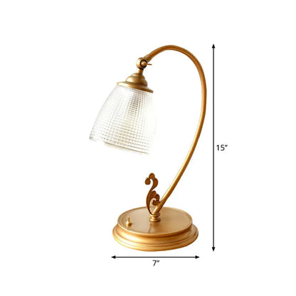LumièreDorée - Lampe Vintage en Métal Doré avec Éclairage Chaleureux - Rynova