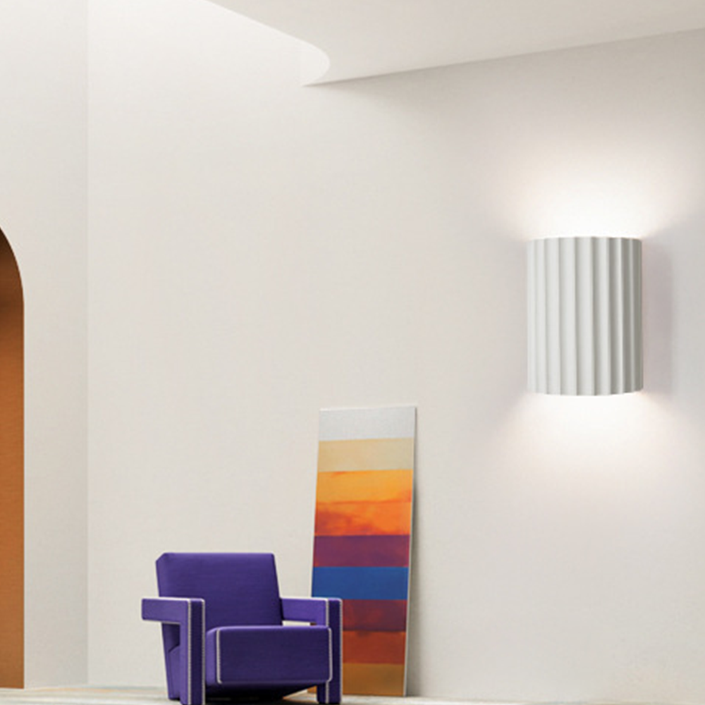 Lumière Courbée - Applique Murale Moderne pour Ambiance Élégante - Rynova