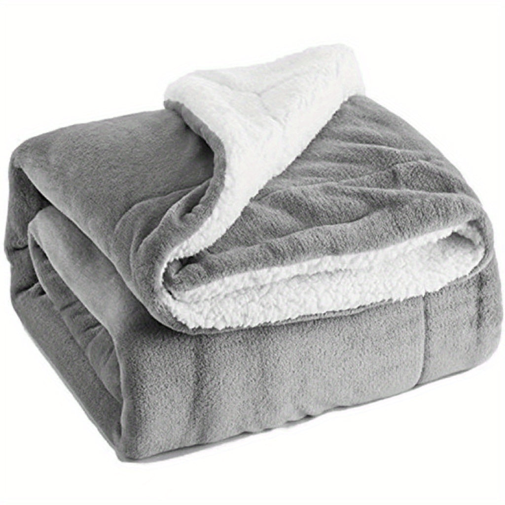 DouceurFleece - Couverture Flanelle Douce et Chaleureuse 100% Polyester - Rynova