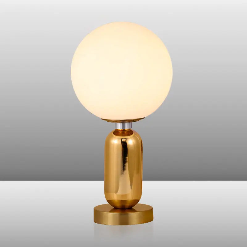 LumiSphère - Lampe Sphérique en Verre avec Socle en Métal Doré - Rynova