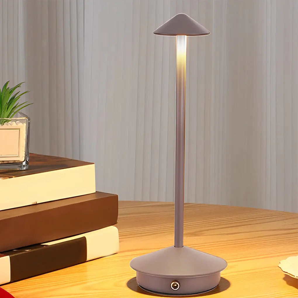 LumiGlow - Lampe de table à toucher USB en forme de champignon triangulaire avec dimmable à 3 niveaux - Rynova