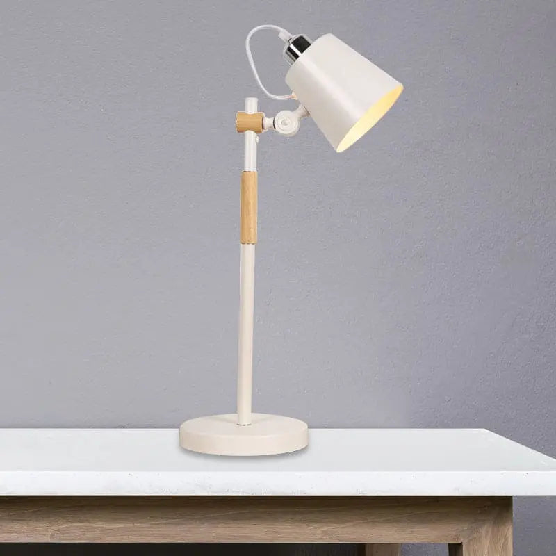 Lumière Industrielle - Lampe de Table en Métal Style Seau - Rynova