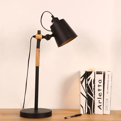 Lumière Industrielle - Lampe de Table en Métal Style Seau - Rynova