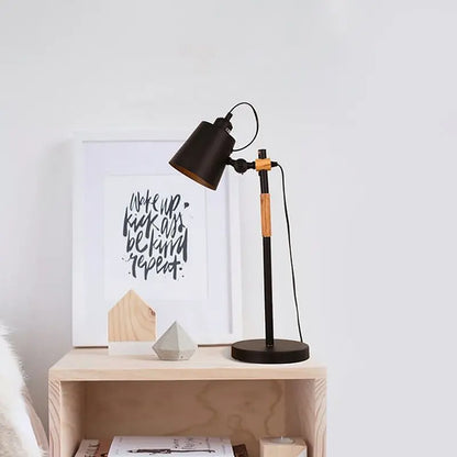 Lumière Industrielle - Lampe de Table en Métal Style Seau - Rynova