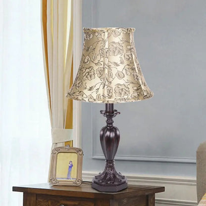 LumineuseCloche - Lampe de Nuit Design avec Support en Résine - Rynova
