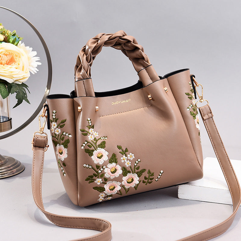 LuxeSac - Sac à main en cuir PU pour femmes, style épuré - Rynova