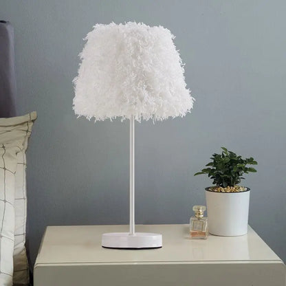 ÉclatLumière - Lampe de Table Moderne pour Commode - Rynova