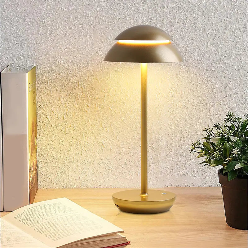 BrightLux - Lampe de table sans fil rechargeable avec éclairage LED intégré et batterie rechargeable intégrée - Rynova