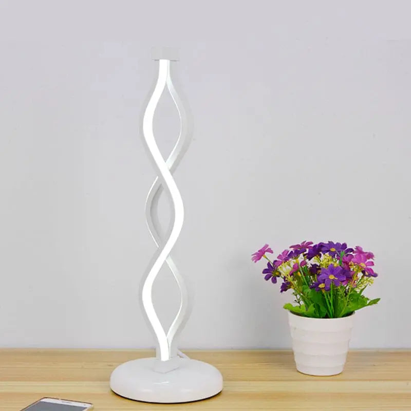 LumièreÉlégance - Lampe de Table LED en Forme de Spirale Blanche - Rynova
