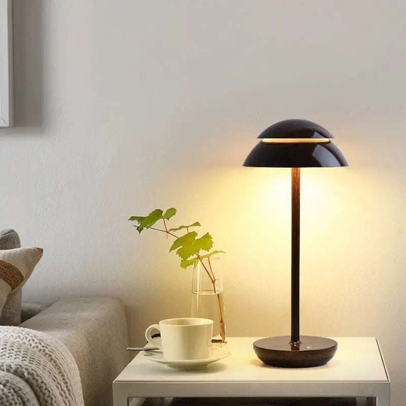 BrightLux - Lampe de table sans fil rechargeable avec éclairage LED intégré et batterie rechargeable intégrée - Rynova