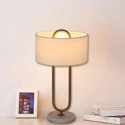 LichtAnna - Lampe de Table Moderne avec Abat-jour en Forme de Tambour et Socle Ovale - Rynova
