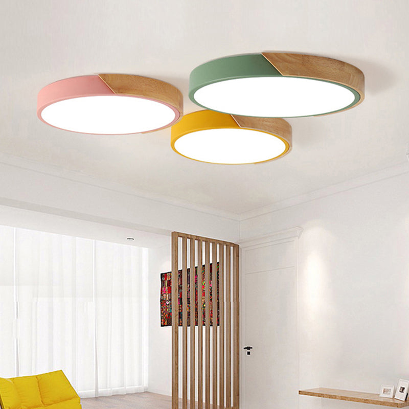 LumiElegante – Plafonnier Acrylique et Métal - Rynova