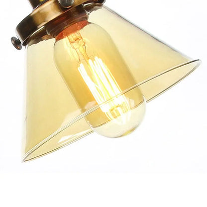 LumiGlow - Élégante lampe de table en verre clair en forme de cône - Rynova