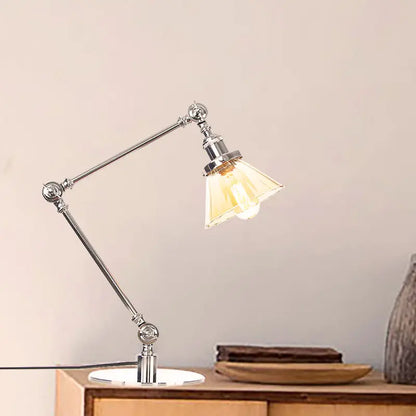 LumiGlow - Élégante lampe de table en verre clair en forme de cône - Rynova