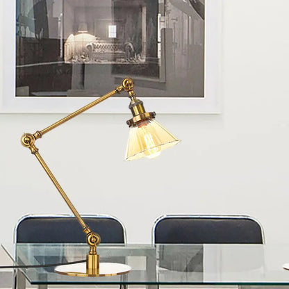 LumiGlow - Élégante lampe de table en verre clair en forme de cône - Rynova