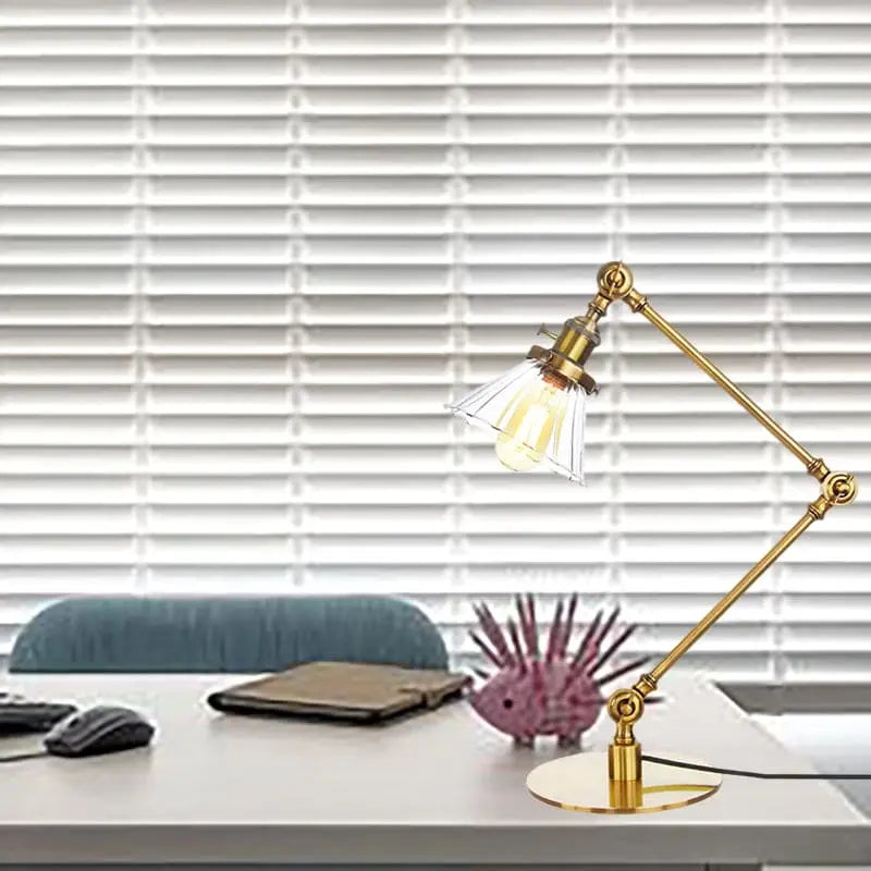 LumiGlow - Élégante lampe de table en verre clair en forme de cône - Rynova