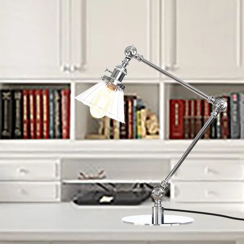 LumiGlow - Élégante lampe de table en verre clair en forme de cône - Rynova