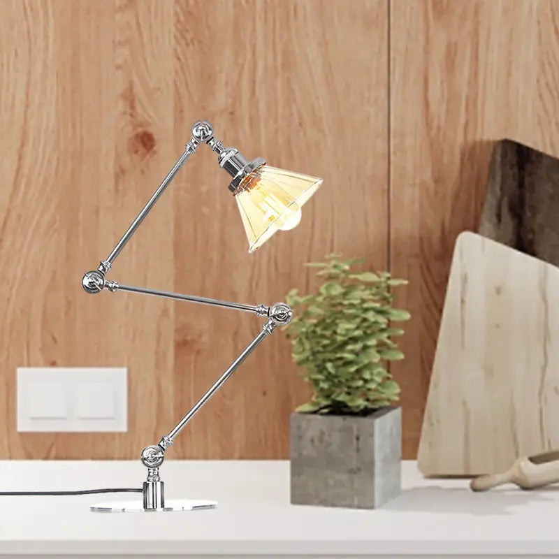 LumiGlow - Élégante lampe de table en verre clair en forme de cône - Rynova