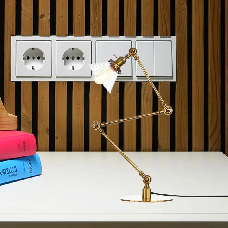 LumiGlow - Élégante lampe de table en verre clair en forme de cône - Rynova