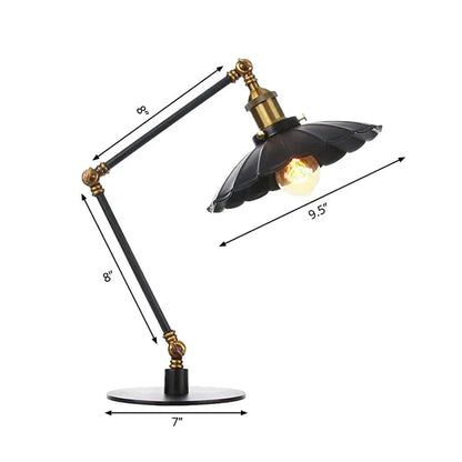LumiVintage – Lampe Réglable Rétro avec Abat-jour Métallique Sculpté - Rynova