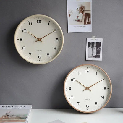 HorlogeMuraleLumière - Élégance Scandinave en Bois - Rynova
