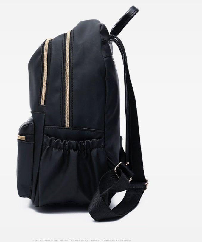 Soleil Chic - Sac à dos étanche en Oxford pour femmes, noir - Rynova