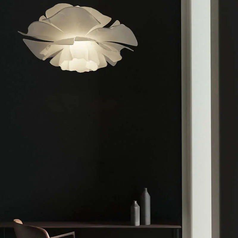 Fleuria - Applique Murale Moderne en Métal Blanc en Forme de Fleur - Rynova