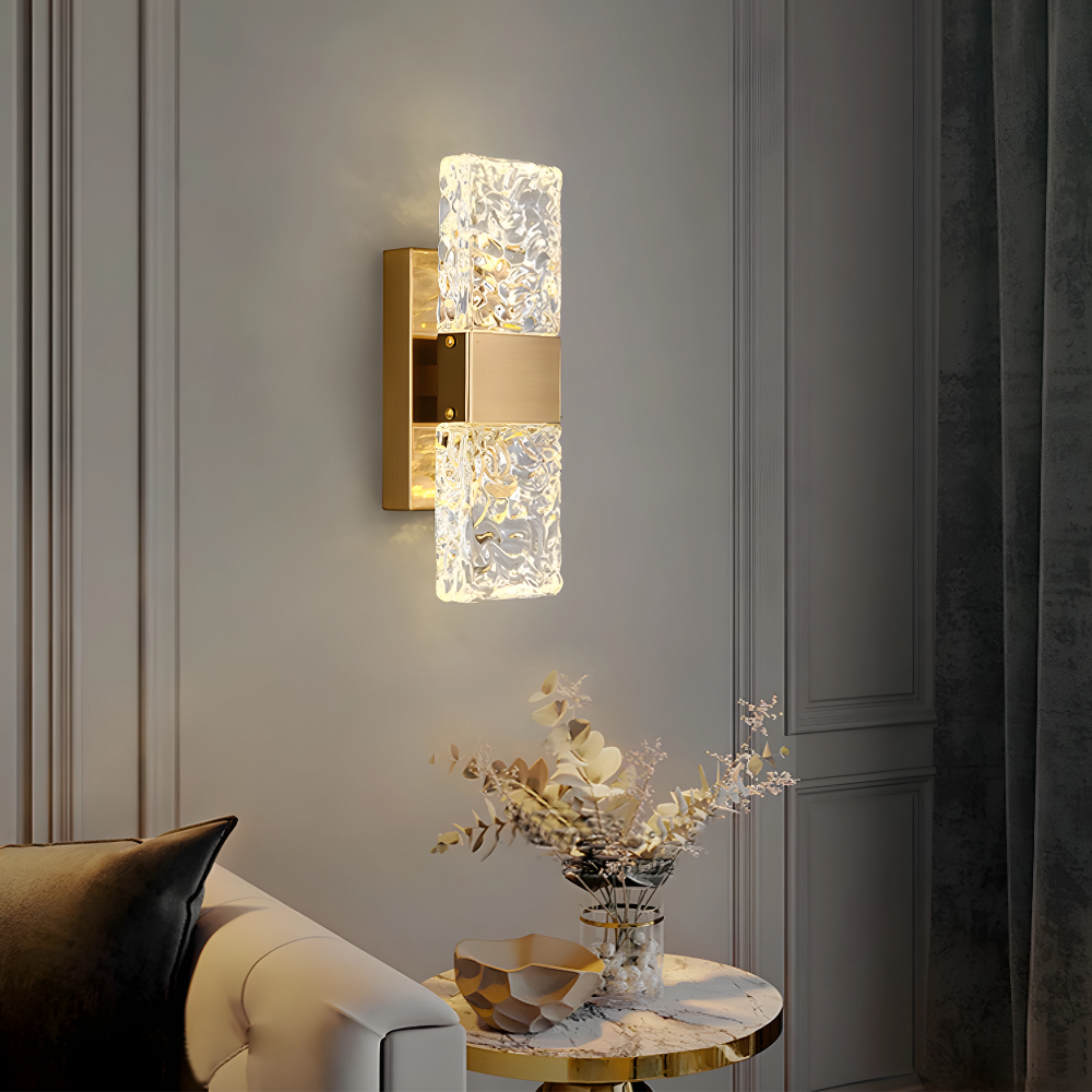 LuxCristal - Lampe murale en cristal, élégance et éclat lumineux - Rynova