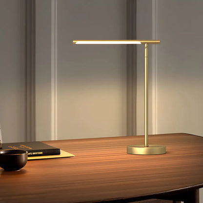 BrassGlow | Lampe de Bureau LED en Laiton avec Direction Réglable - Rynova