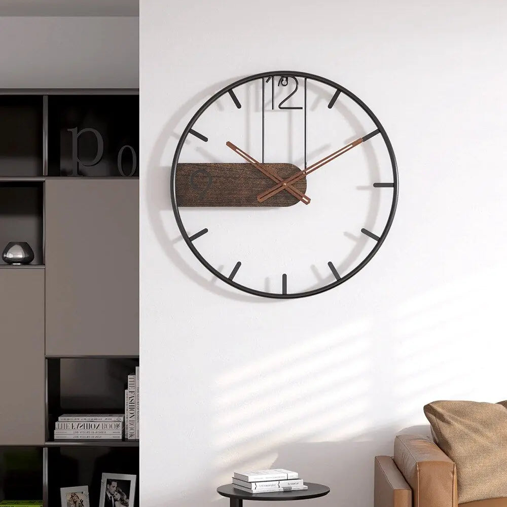 Horloge Murale en Acier et Noyer EleganceTime - Rynova