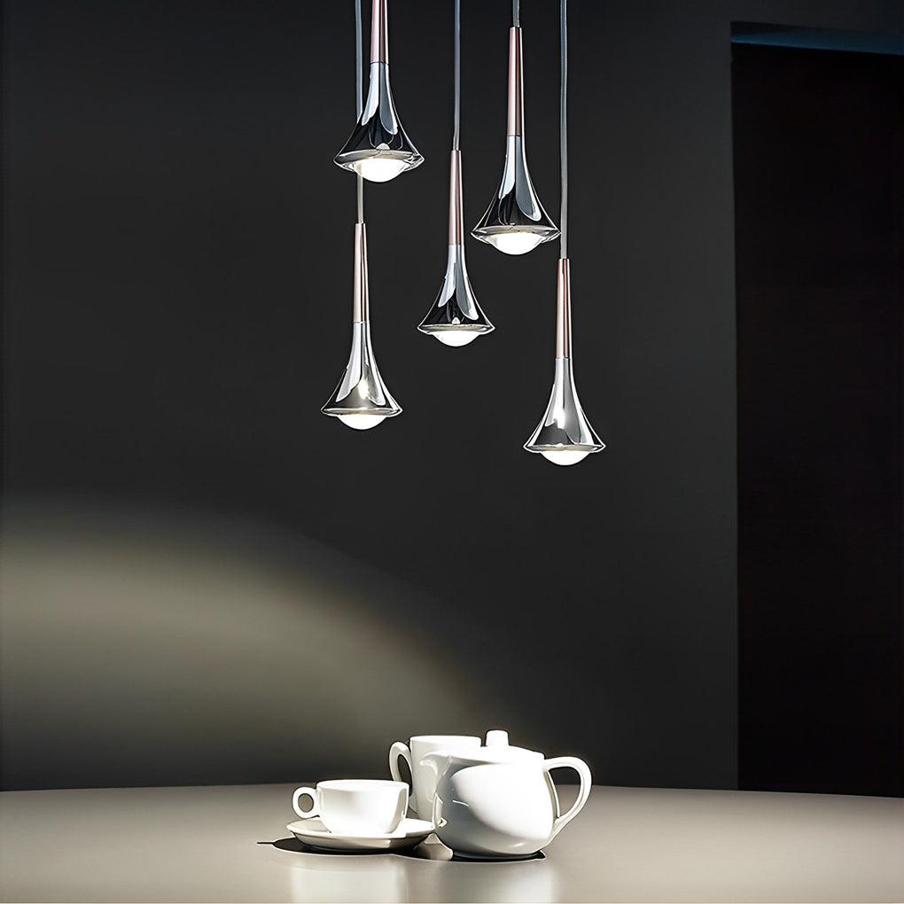 AquaLumière - Suspension Nordique Élégante en Goutte d'Eau - Rynova