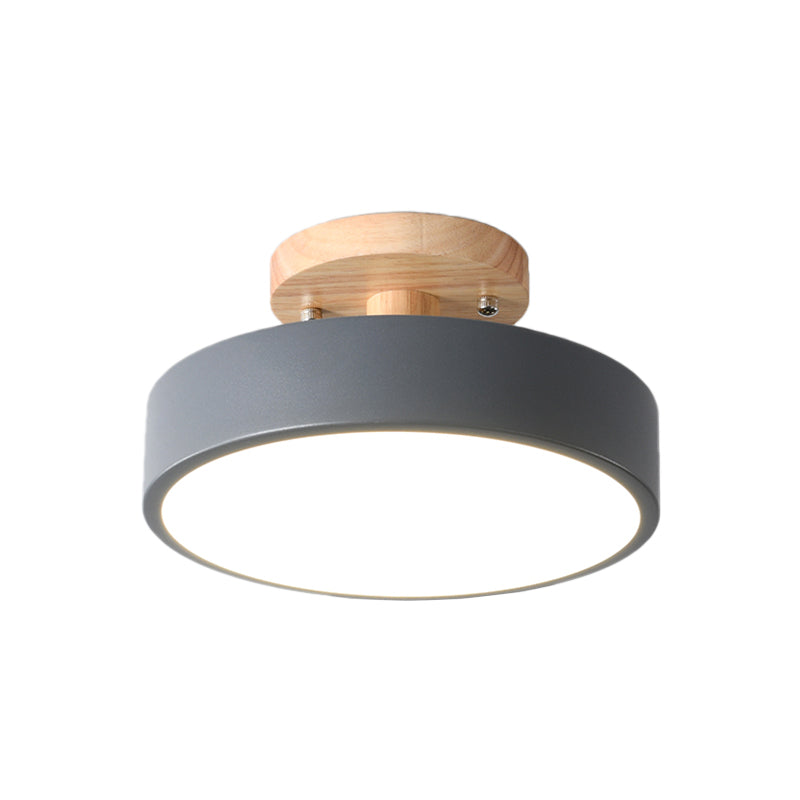 Éclat Nordique - Plafonnier LED Scandinave avec Accents en Bois - Rynova