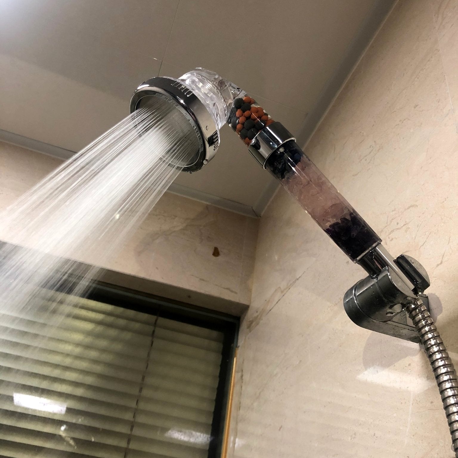 HydroTherm - Tête de Douche Thérapeutique avec Filtration Minérale - Rynova