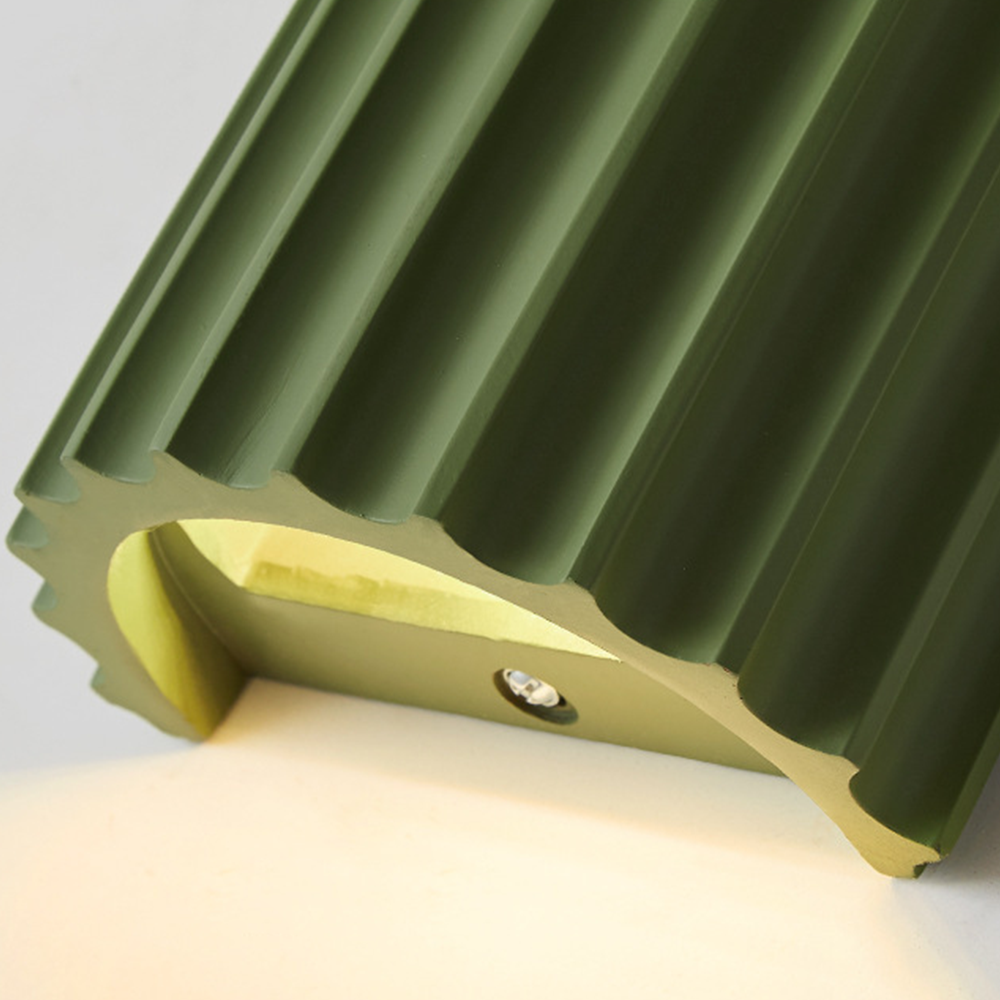 Lumière Courbée - Applique Murale Moderne pour Ambiance Élégante - Rynova