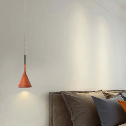 MorandiLuxe - Suspension Triangulaire Moderne en Métal - Rynova
