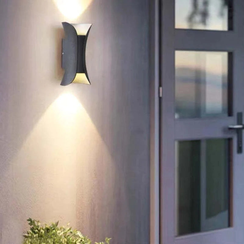 LumiSteel - Applique murale LED résistante aux intempéries - Rynova
