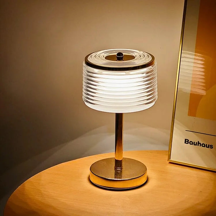 LumiCercle – Lampe de table LED design en forme d'anneau - Rynova