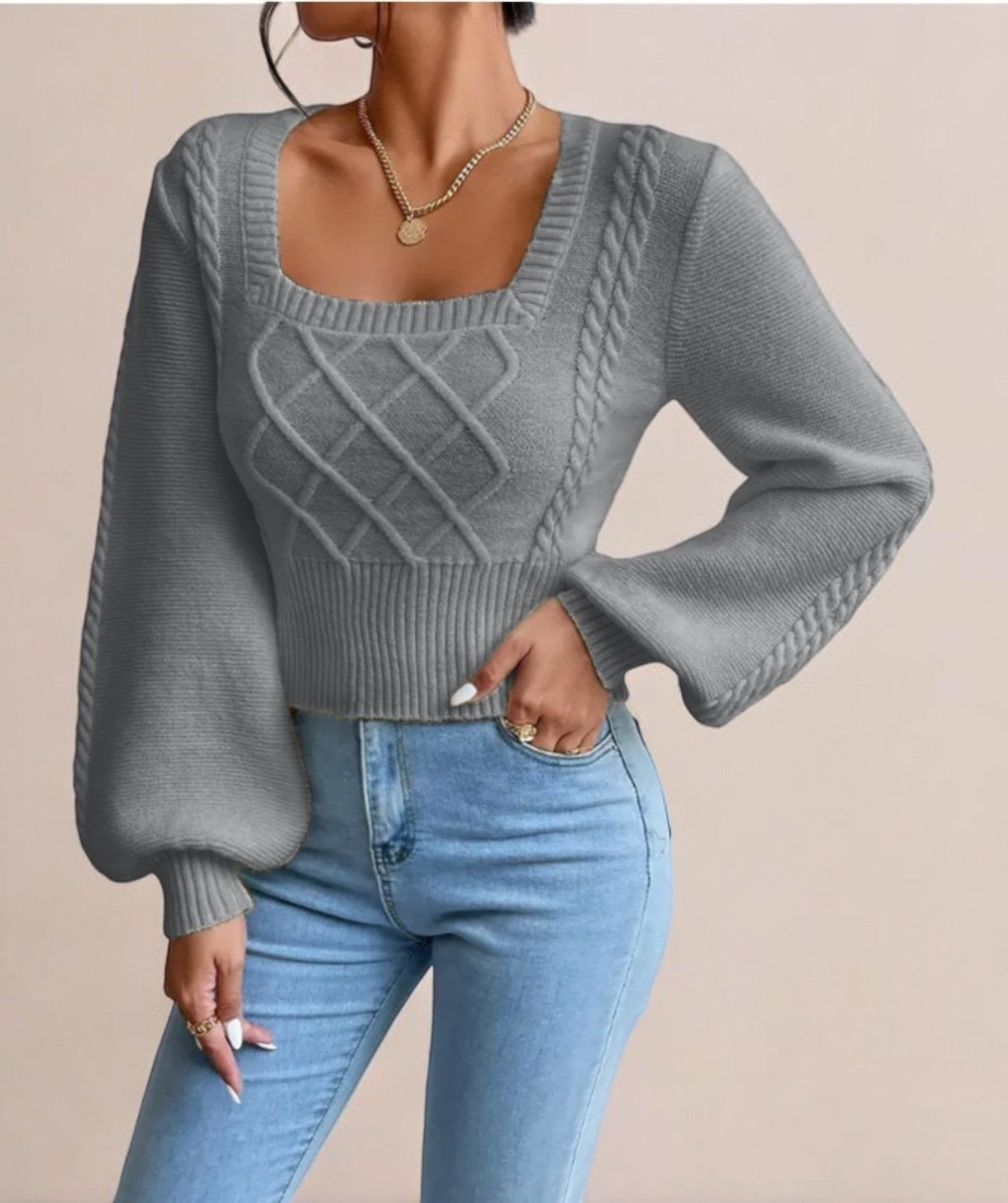 ÉléganceCarré – Pull Femme Col Carré Chic et Moderne - Rynova