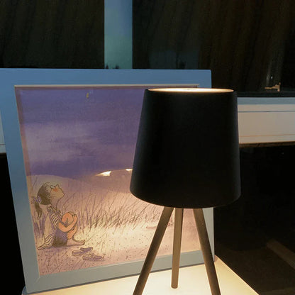 ÉléganceLum – Lampe de table moderne et raffinée - Rynova