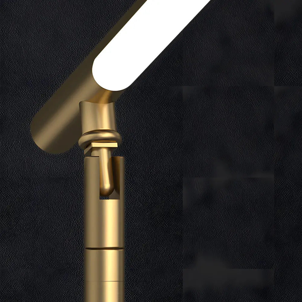 BrassGlow | Lampe de Bureau LED en Laiton avec Direction Réglable - Rynova