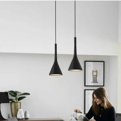 MorandiLuxe - Suspension Triangulaire Moderne en Métal - Rynova