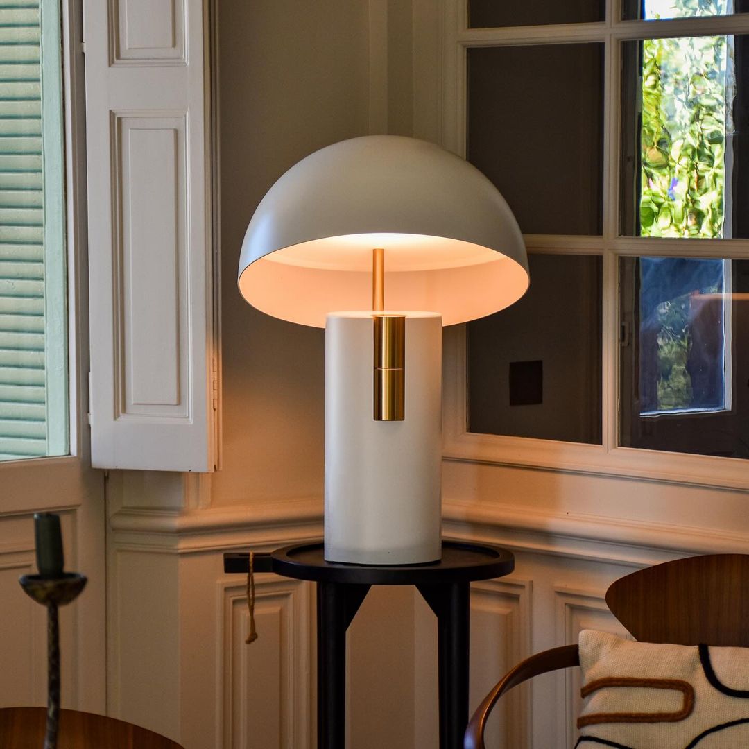 ÉclatModerne - Lampe de table design au style contemporain - Rynova