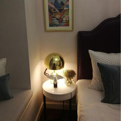 LumièreCloche - Lampe de table élégante et intemporelle pour un intérieur raffiné - Rynova
