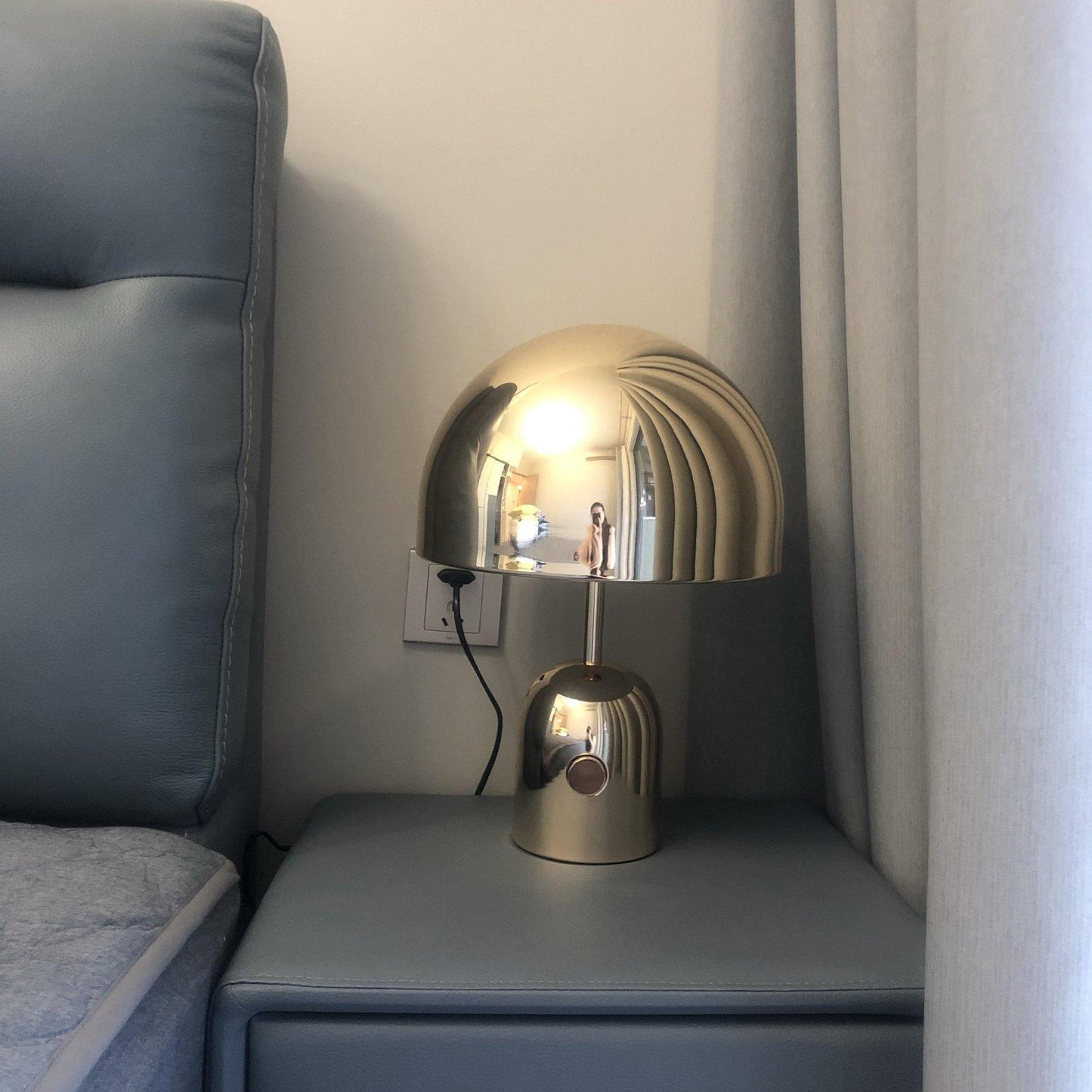 LumièreCloche - Lampe de table élégante et intemporelle pour un intérieur raffiné - Rynova