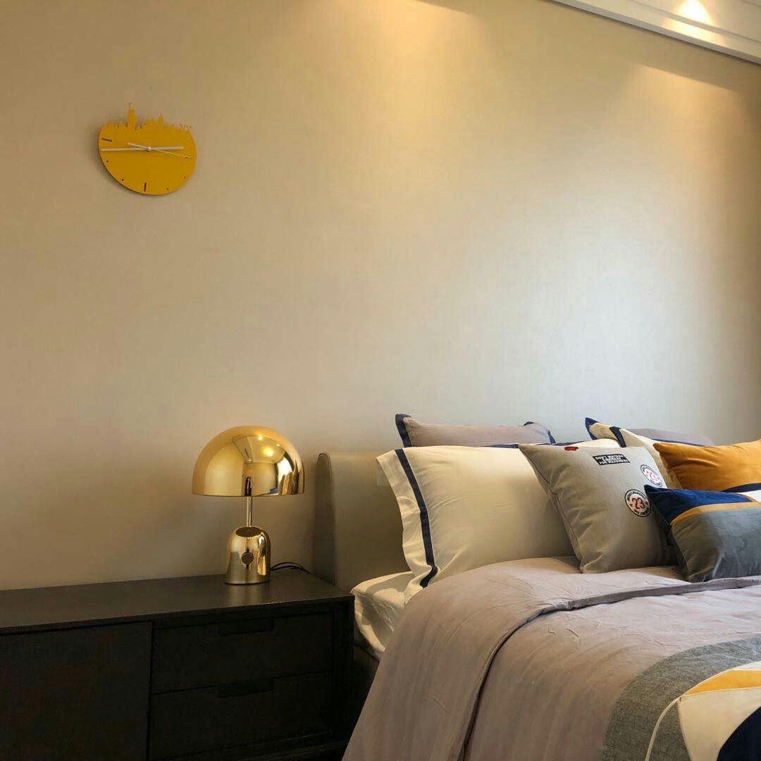 LumièreCloche - Lampe de table élégante et intemporelle pour un intérieur raffiné - Rynova